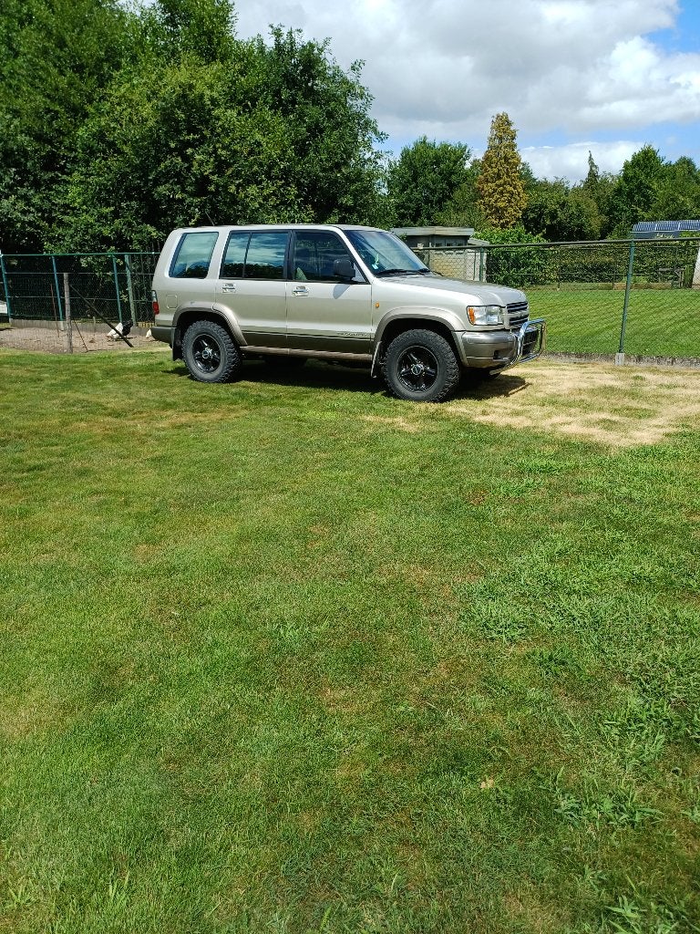Te Koop Isuzu Trooper 3.5, Auto's, Isuzu, Automaat, Stof, Beige, 3500 cc