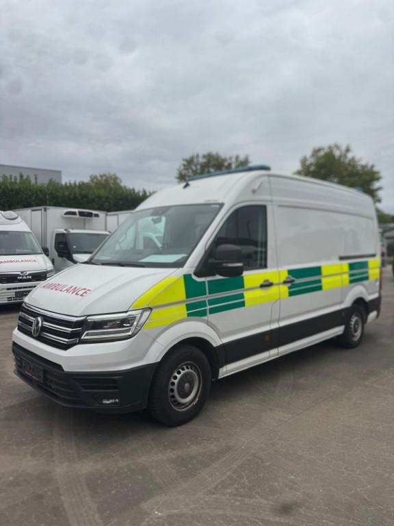 Volkswagen Crafter 35 L2H2 Ambulance Diesel 3500 kg!, Auto's, Automaat, Gebruikt, 4 cilinders, Volkswagen