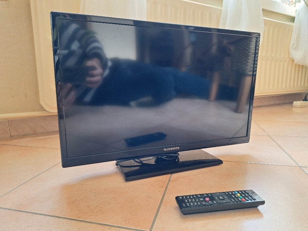 Techwood 24 inch (61 cm) LED-tv met afstandsbediening, Overige merken, 50 Hz, HD Ready (720p), Ophalen of Verzenden