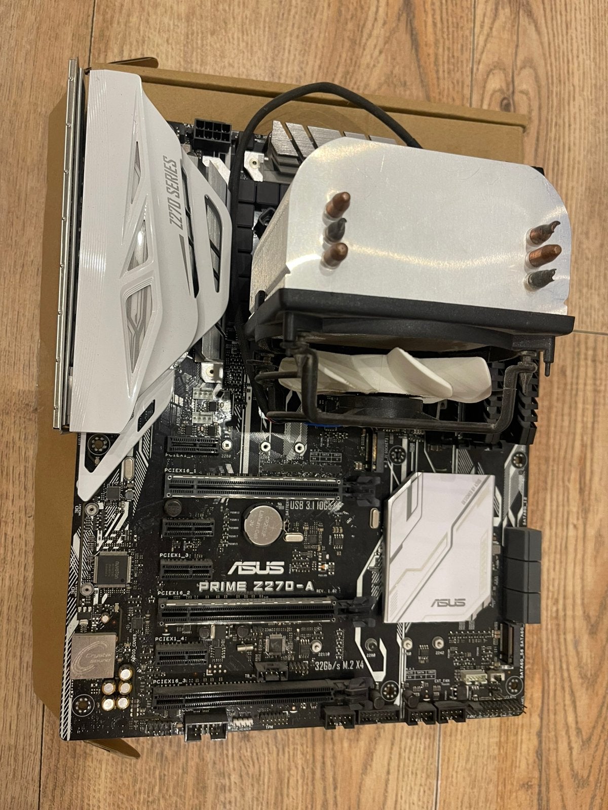 Moederbord + cpu + ram, Computers en Software, Ophalen, Zo goed als nieuw, Intel, DDR4