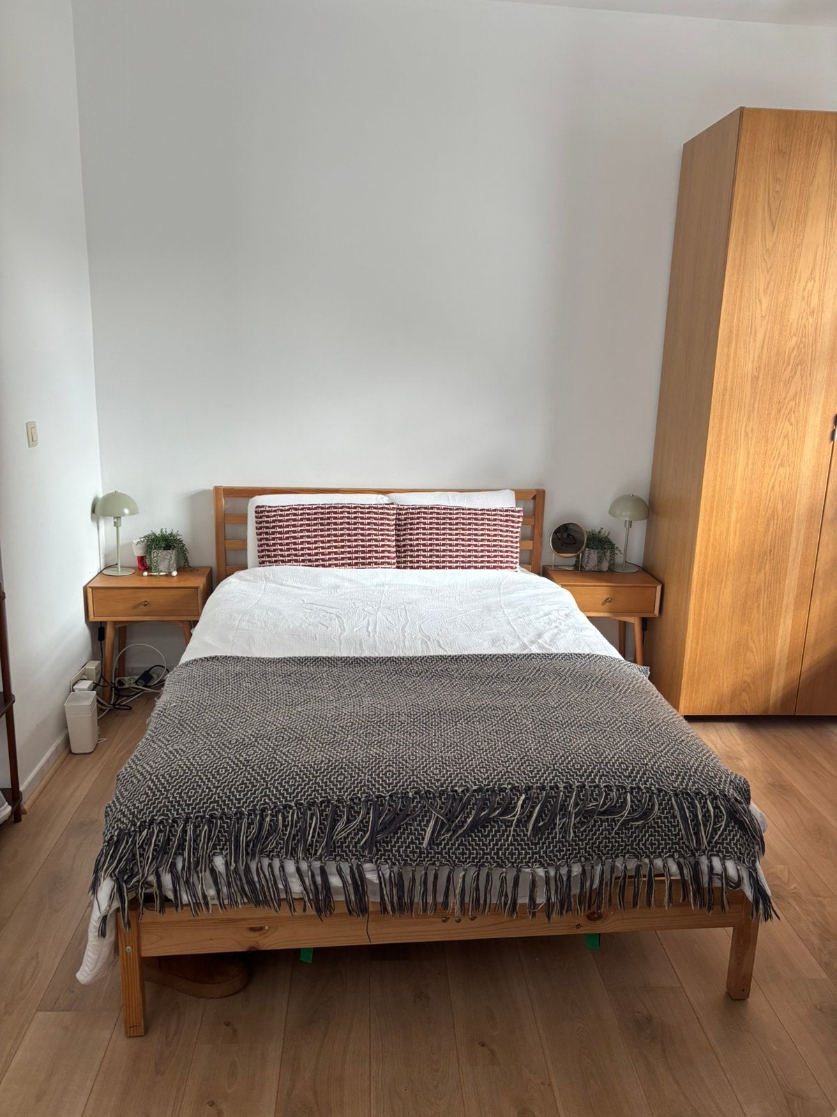 IKEA TARVA BED + lattenbodem, Ophalen, Gebruikt, Bruin, 140 cm
