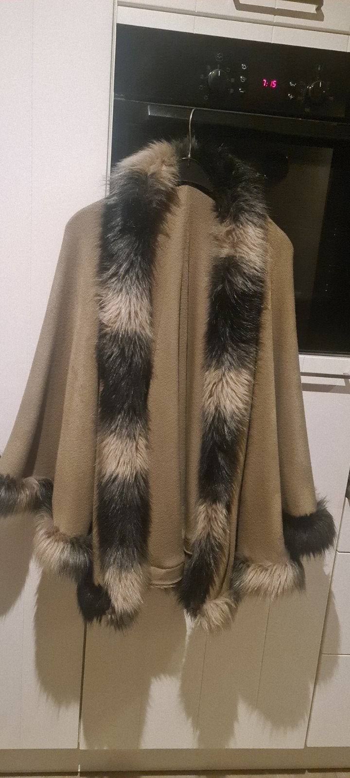 luxe cape goede kwaliteit, Vêtements | Femmes, Vestes | Hiver, Enlèvement