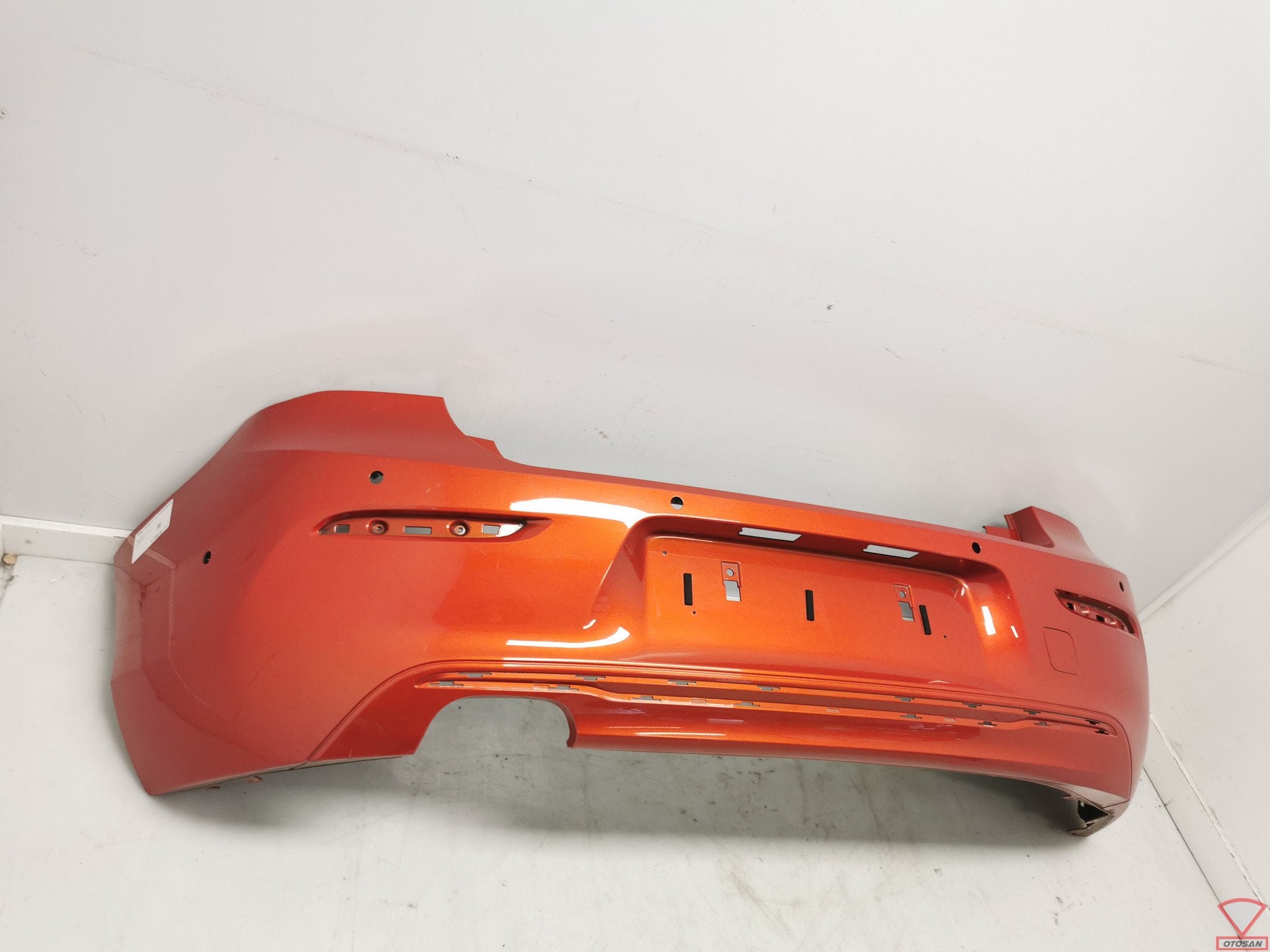 Pare-chocs arri re BMW S rie 1 LCI 6xPDC, Petuelring 130
80788  Munich, DE, Arrière, Pare-chocs, Info@bmw.de