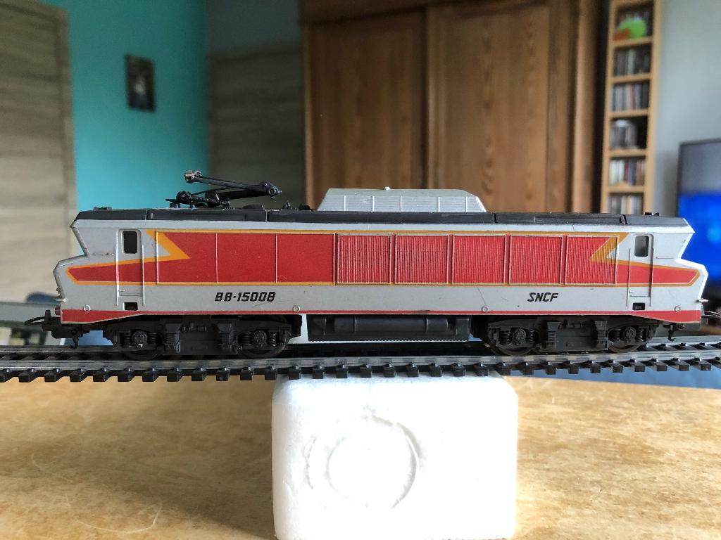 LIMA SNCF LOCOMOTIVE ÉLECTRIQUE BB15008 HO, Analogique, Locomotive, Lima, Envoi