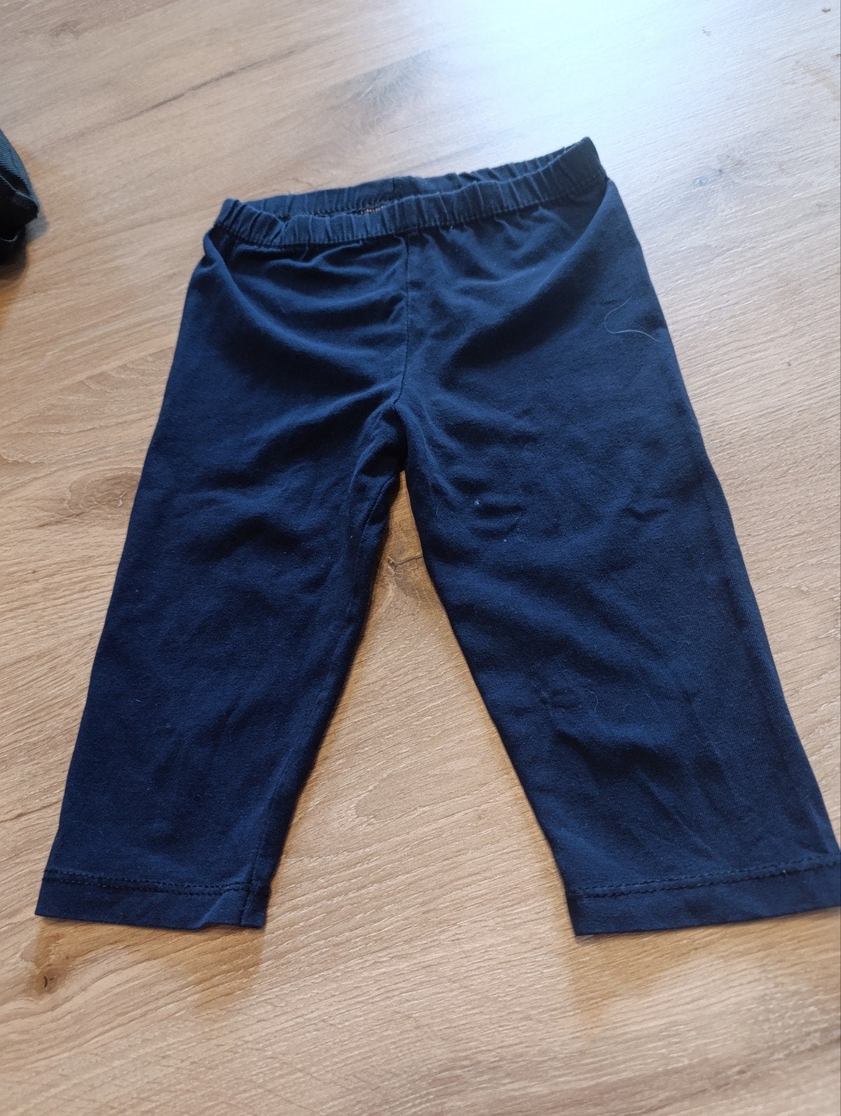 a vendre petit pantalon taille 4 ans, Enlèvement