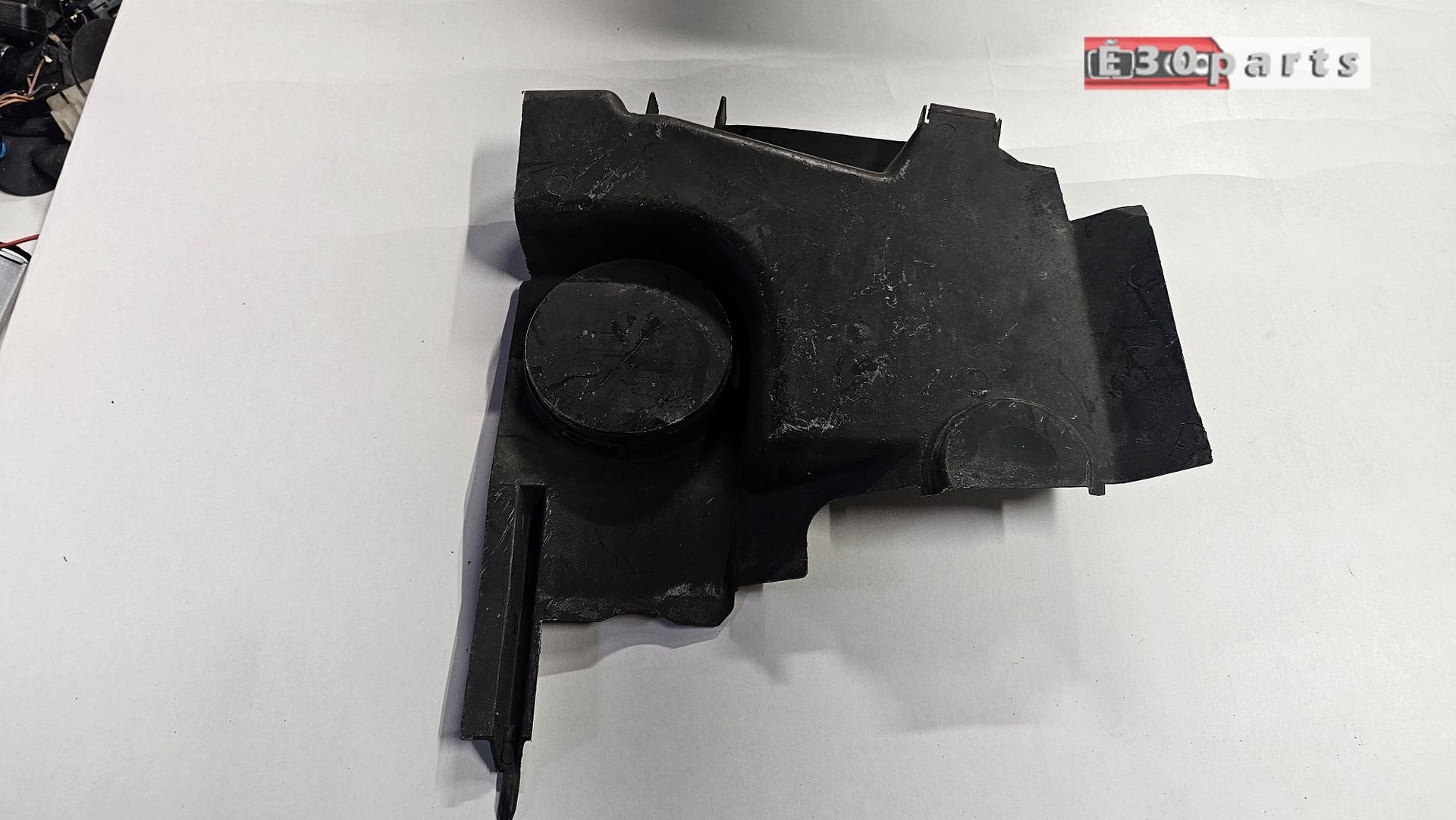 Afdekkap afdekking rechts koplamp BMW 3 serie E34 5171194643, -, Origine de la pièce connue, Utilisé, -