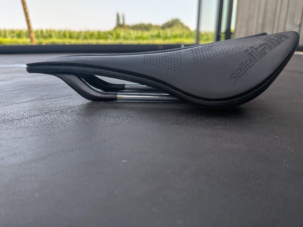 Fietszadel Selle Italia Novus Boost EVO Superflow, Fietsen en Brommers, Fietsonderdelen, Ophalen, Racefiets, Zo goed als nieuw