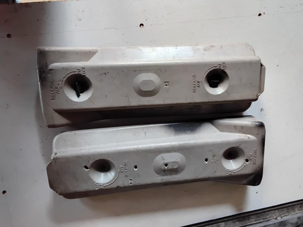 Capuchon porte ampoule / cache G ou D BMW E30 PHASE 1, Enlèvement ou Envoi, BMW