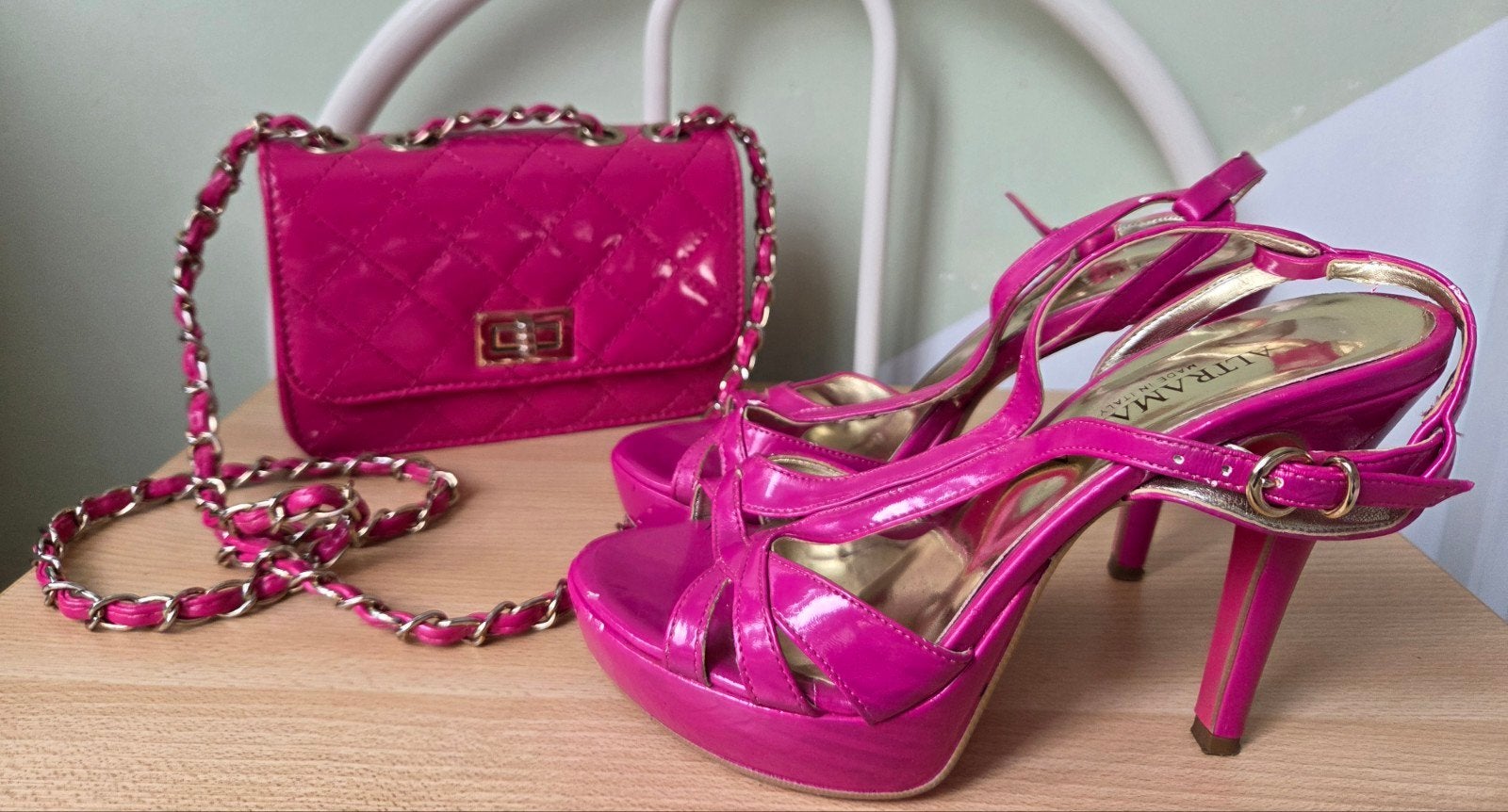 Lot roze sandalen met hoge hakken(maat 37) en schoudertas., Ophalen of Verzenden, Schoenen met hoge hakken, Roze, Gedragen