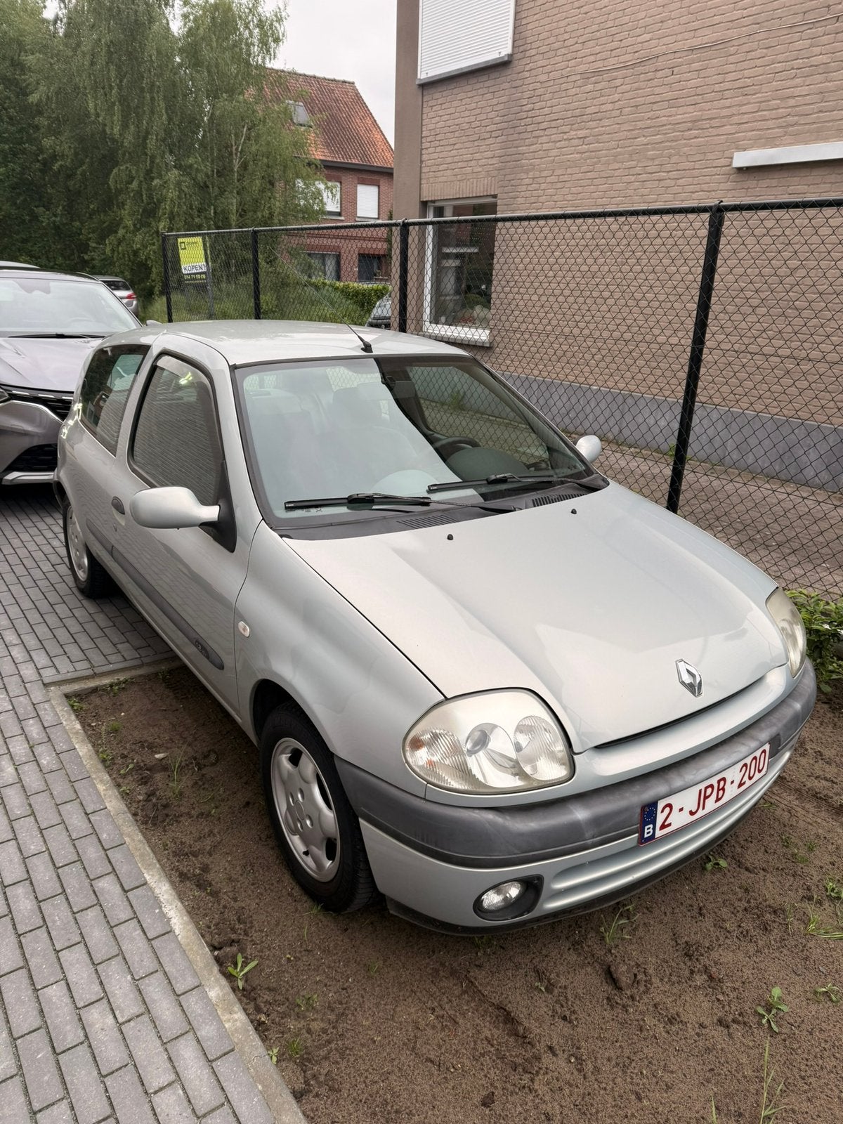 Renault Clio, Autos, Renault, Argent ou Gris, Achat, Boîte manuelle, Noir