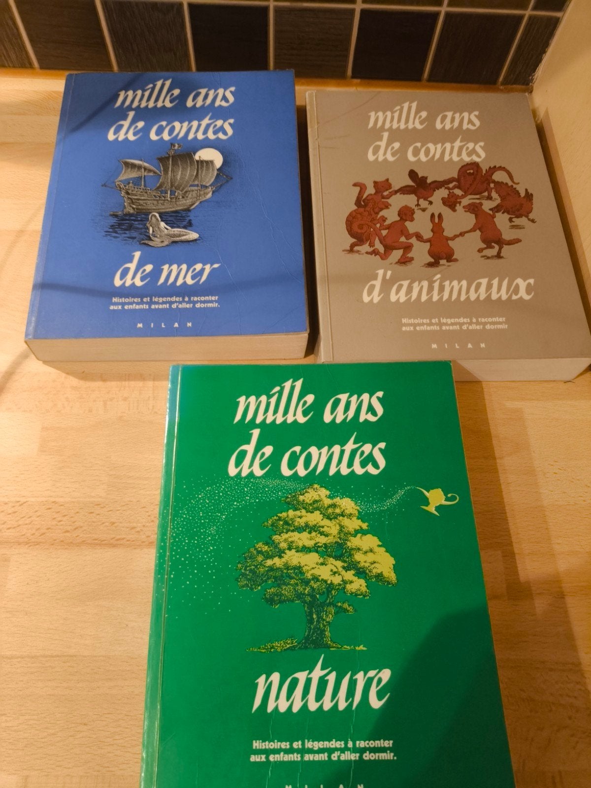 lot de 3 livres de contes pour enfants., Enlèvement