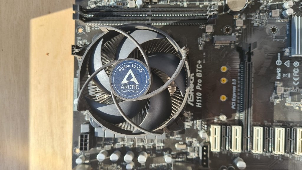 ASRock H110 PRO BTC+ Moederbord + Intel Celeron, Computers en Software, Gebruikt, LGA 1151, DDR4, Ophalen of Verzenden