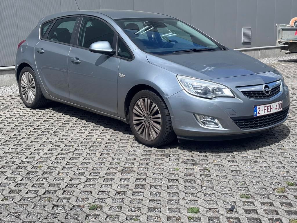 Opel Astra, Euro 5, Achat, Entreprise, Boîte manuelle