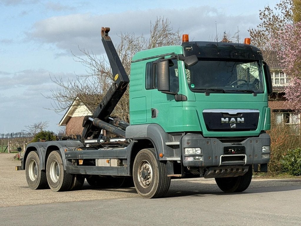 MAN TGS 28.480 6x6 HAAK/Containersysteem! DK1171, Auto's, Vrachtwagens, Bedrijf, MAN, Diesel, Euro 5, Overige kleuren, BTW verrekenbaar