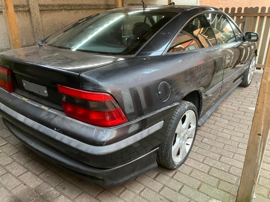 Calibra v6 project, Cuir, Achat, 2500 cm³, Boîte manuelle