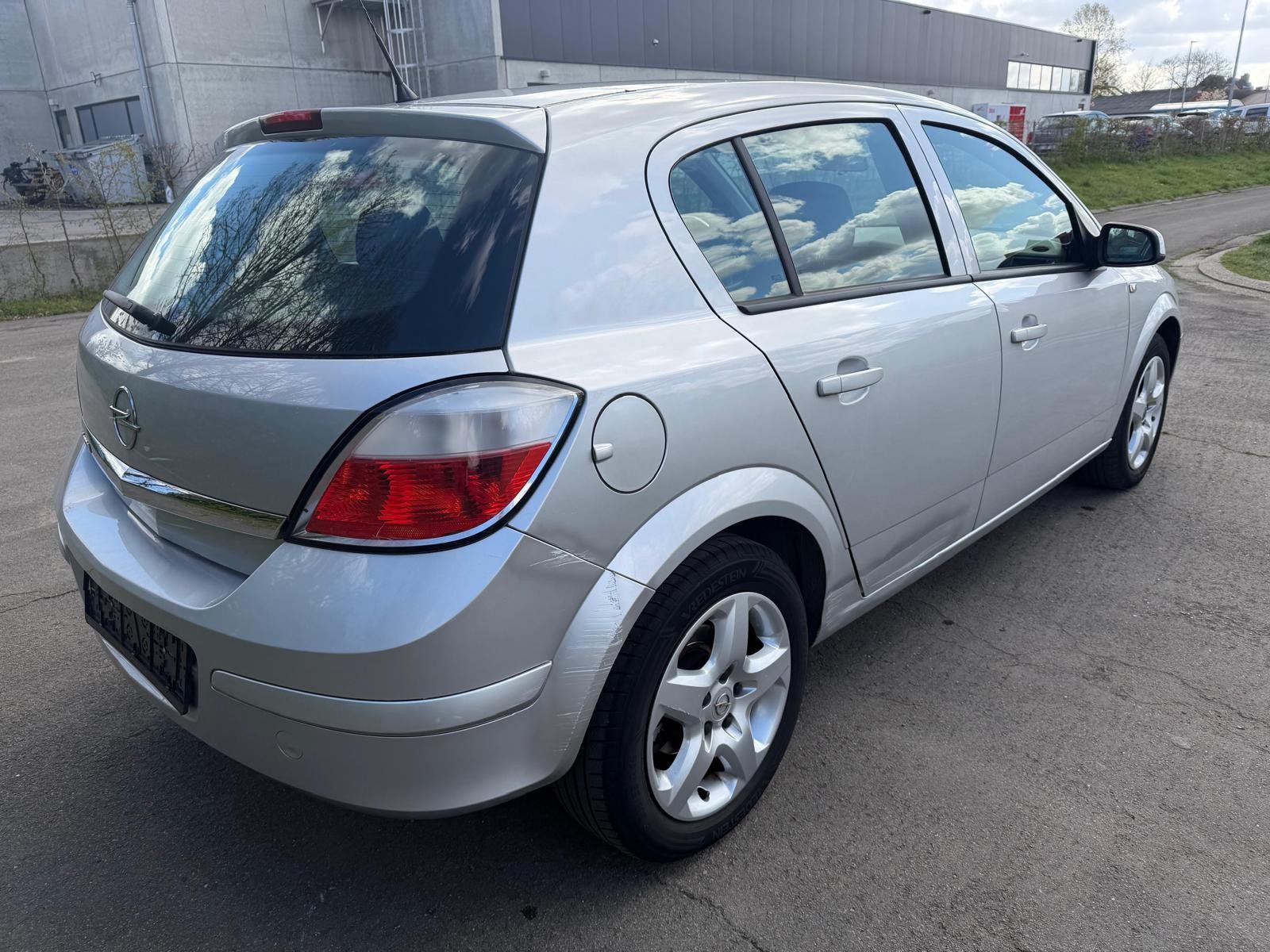 Opel Astra 1.4i Bj.2007 Eur4, Auto's, Stof, 4 cilinders, Particulier, Euro 4