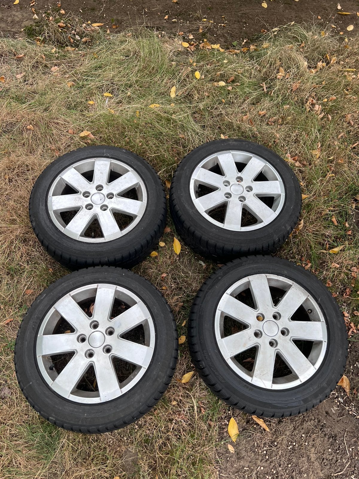 Volkswagen velgen met banden, Auto-onderdelen, Banden en Velgen, Ophalen, Gebruikt, 16 inch, Banden en Velgen