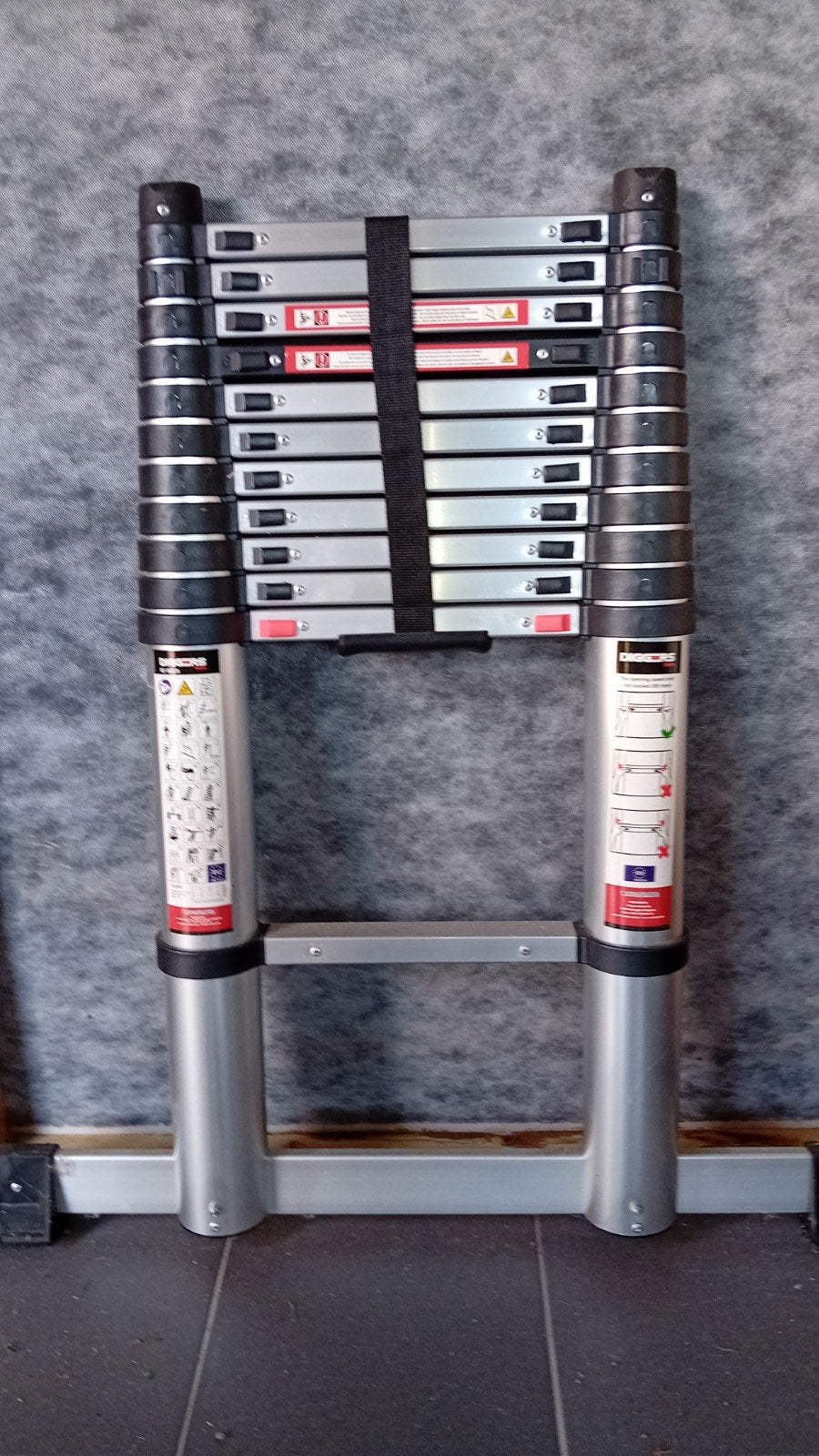 Telescopische ladder Diggers3.8m, Doe-het-zelf en Bouw, Ladders en Trappen, Ophalen, Ladder