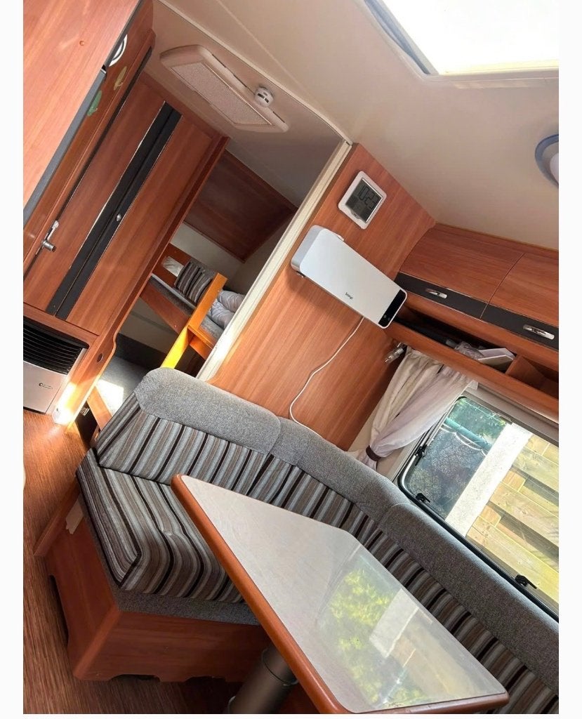 Caravane Hobby 545 6 pers., Hobby, Jusqu'à 6, Particulier, Coin salon convertible