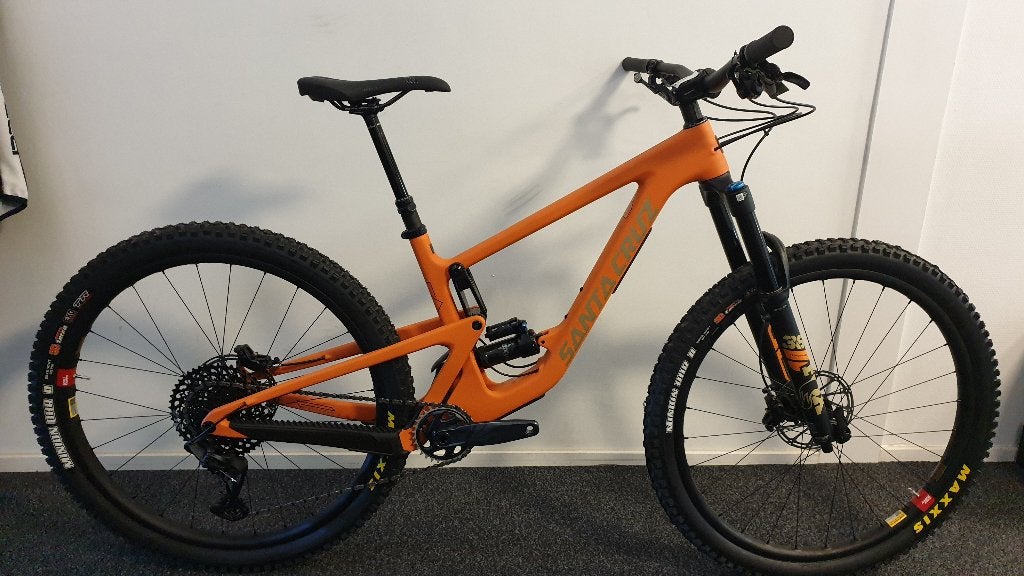 Santa Cruz Hightower C Framemaat M Nieuw!, Fietsen en Brommers, Ophalen, Nieuw