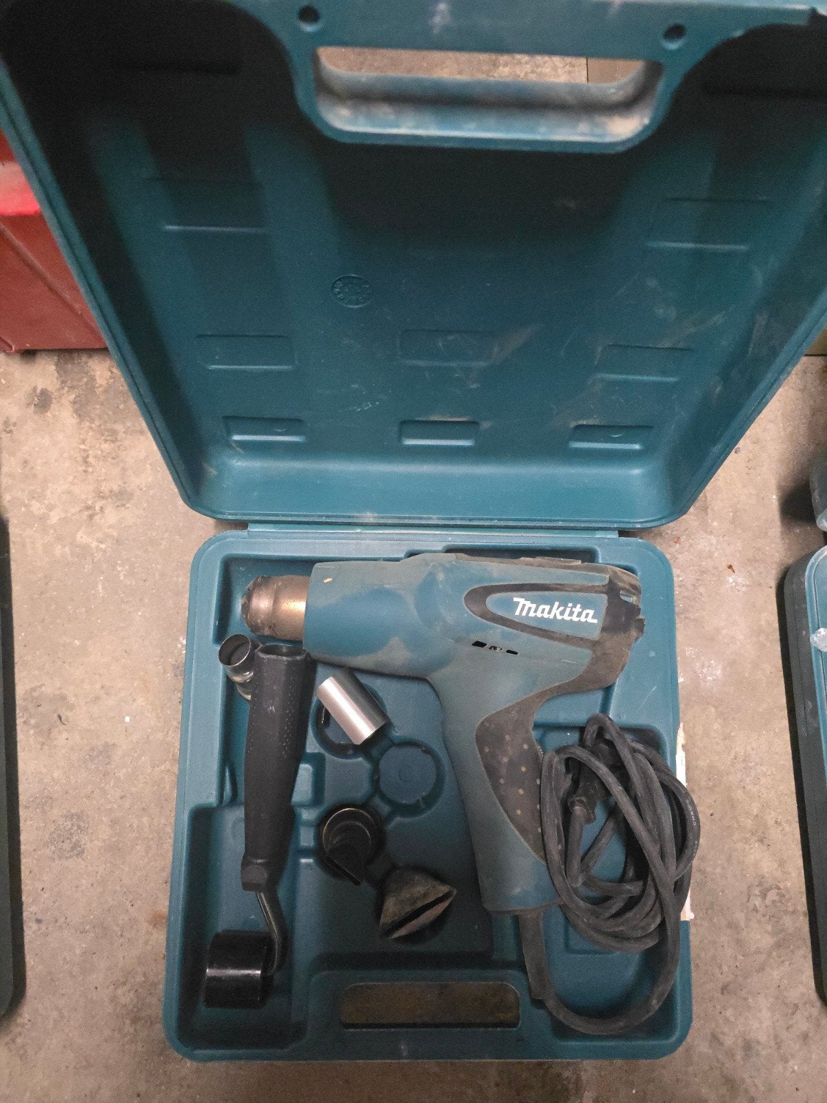Décapeur makita, Ophalen