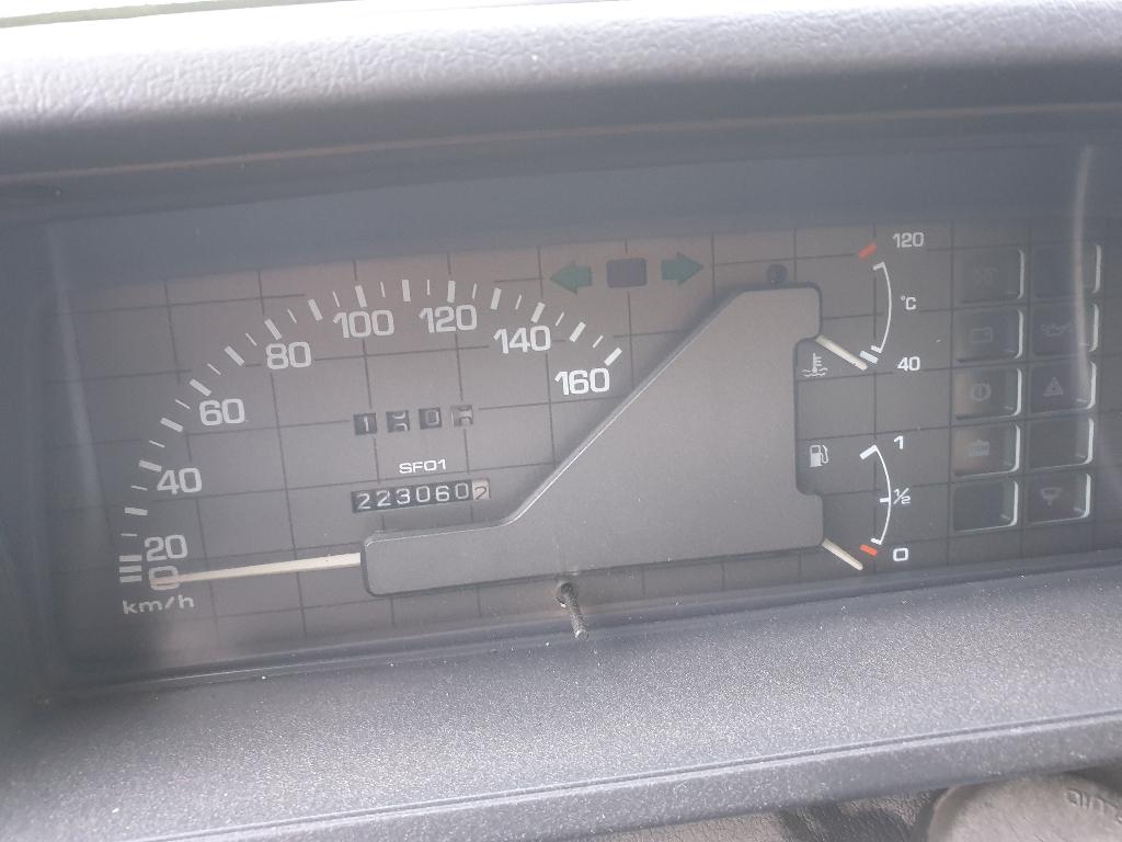 MAZDA E2200 buscamper met verhoogd dak OLDTIMER, foto 9