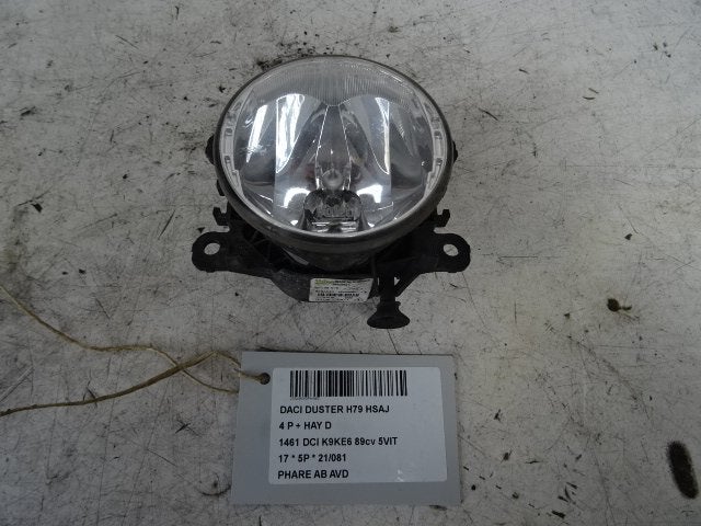 ANTI BROUILLARD AVANT DROIT Dacia Duster (HS) (261500097), Utilisé, Dacia