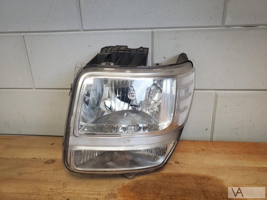 Dodge Nitro 2006 - 2011 koplamp links schadevrij €99, -, Utilisé, Dodge, -