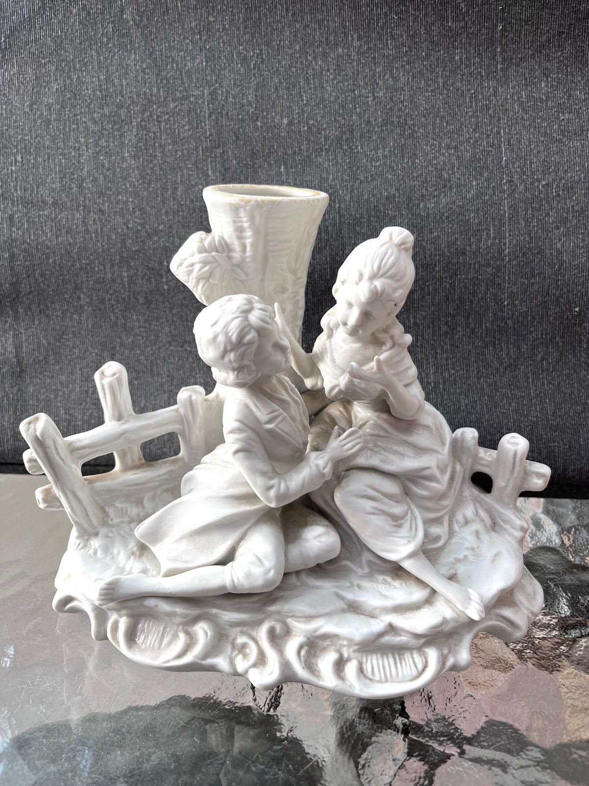 Antiek romantisch beeldje, Antiek en Kunst, Ophalen of Verzenden