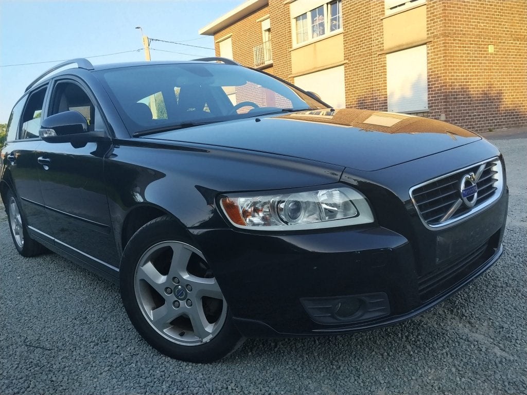 VOLVO V50/1600cc DIESEL/140.000KM/GEKEURD/GARANTIE, Auto's, Euro 5, Zwart, Bedrijf, V50