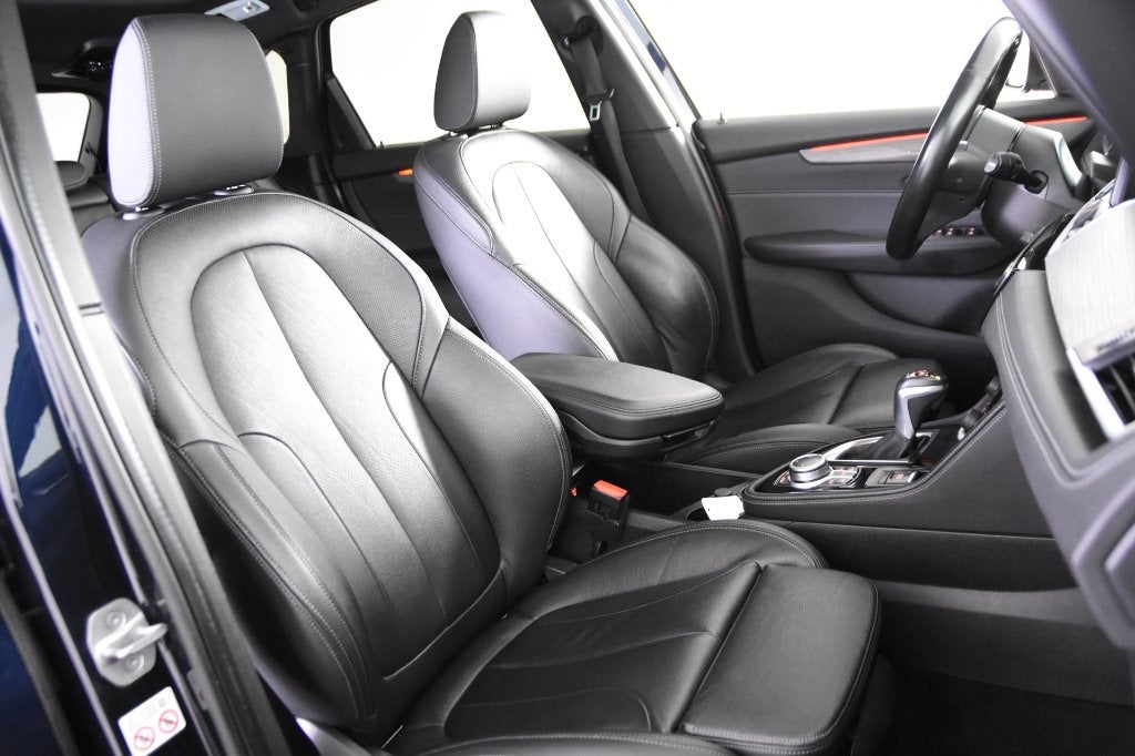 bmw 225 XE Luxury, Autos, BMW, Achat, Entreprise, Noir, 5 portes