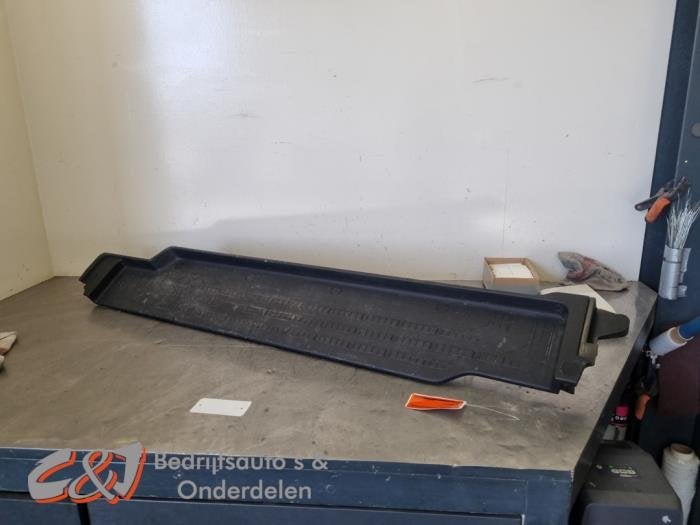 Niveau d’entrée de porte coulissante droite d'un Volkswag, Volkswagen, -, 3 mois de garantie, Utilisé