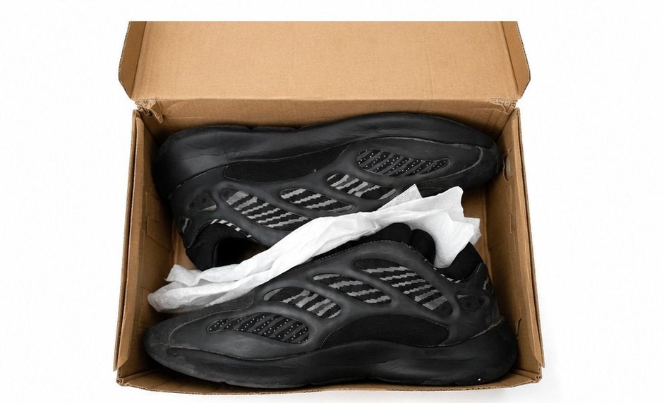 Yeezy années 700, Enlèvement ou Envoi, Comme neuf