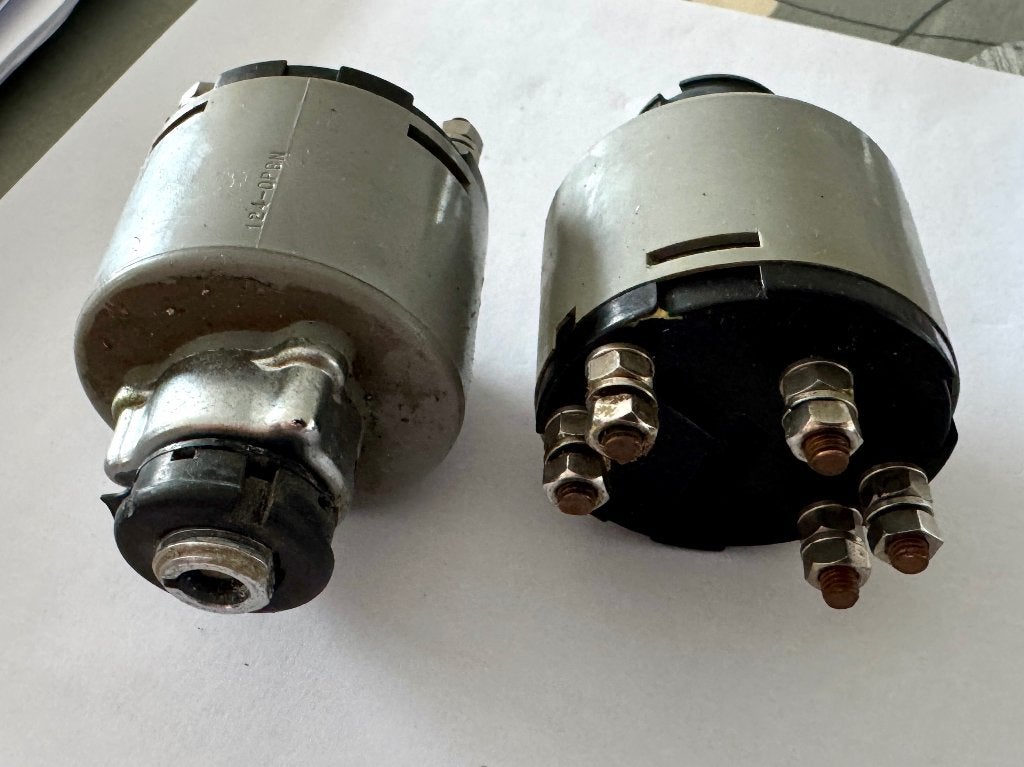 Contactslot yanmar 2 stuks, Watersport en Boten, Accessoires en Onderhoud, Ophalen, Gebruikt, Overige typen