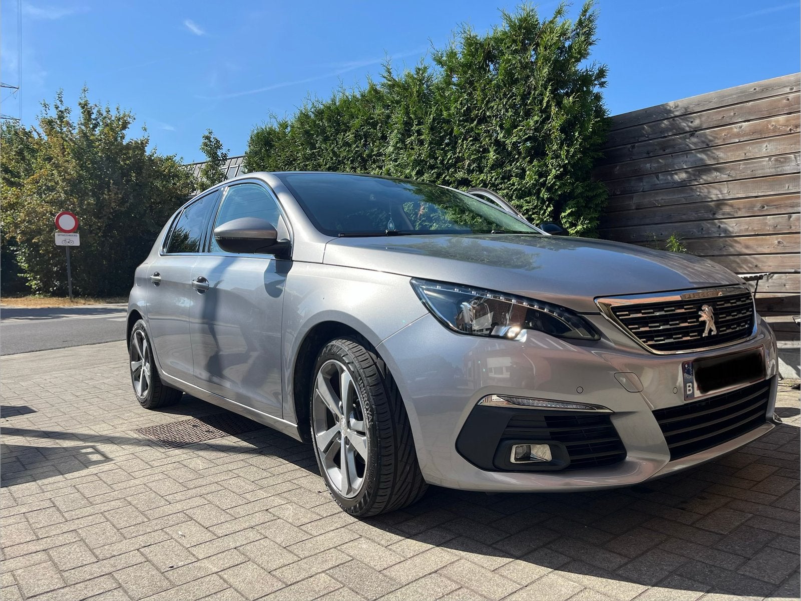Peugeot 308 1.5 BlueHDi - EAT8 – Leder – CarPlay – Full LED, Auto's, Automaat, Leder, Particulier, Zilver of Grijs