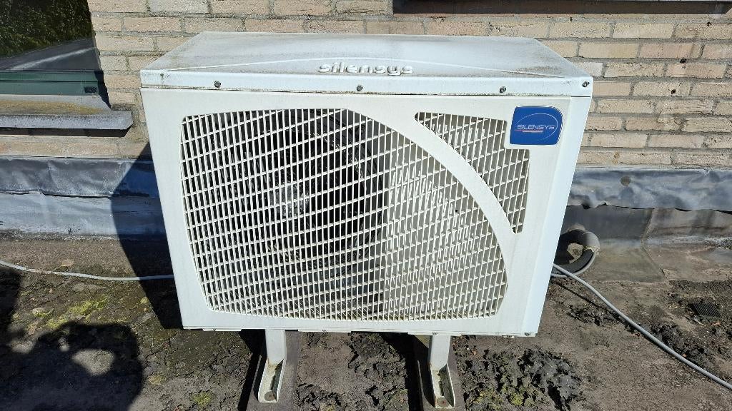 koelcel installatie silencys motor / binnen en buiten unit, Ophalen, Gebruikt