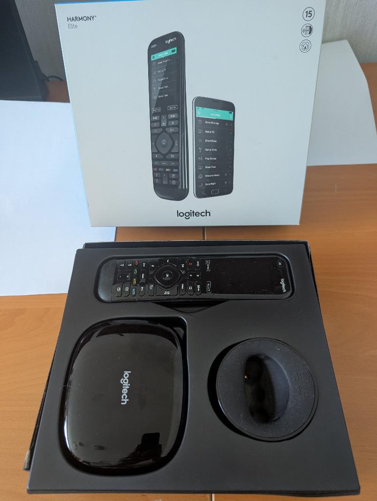 Logitech Harmony Elite, Audio, Tv en Foto, Afstandsbedieningen, Gebruikt, Tv, Universeel, Ophalen of Verzenden