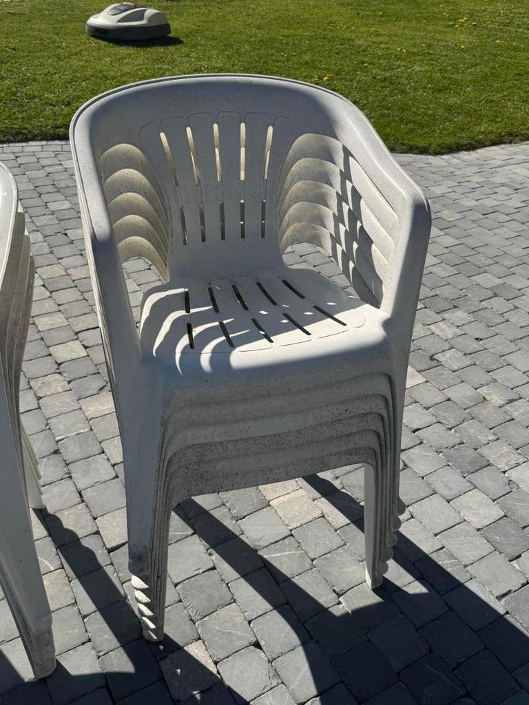 10 chaises de jardin, Enlèvement, Comme neuf