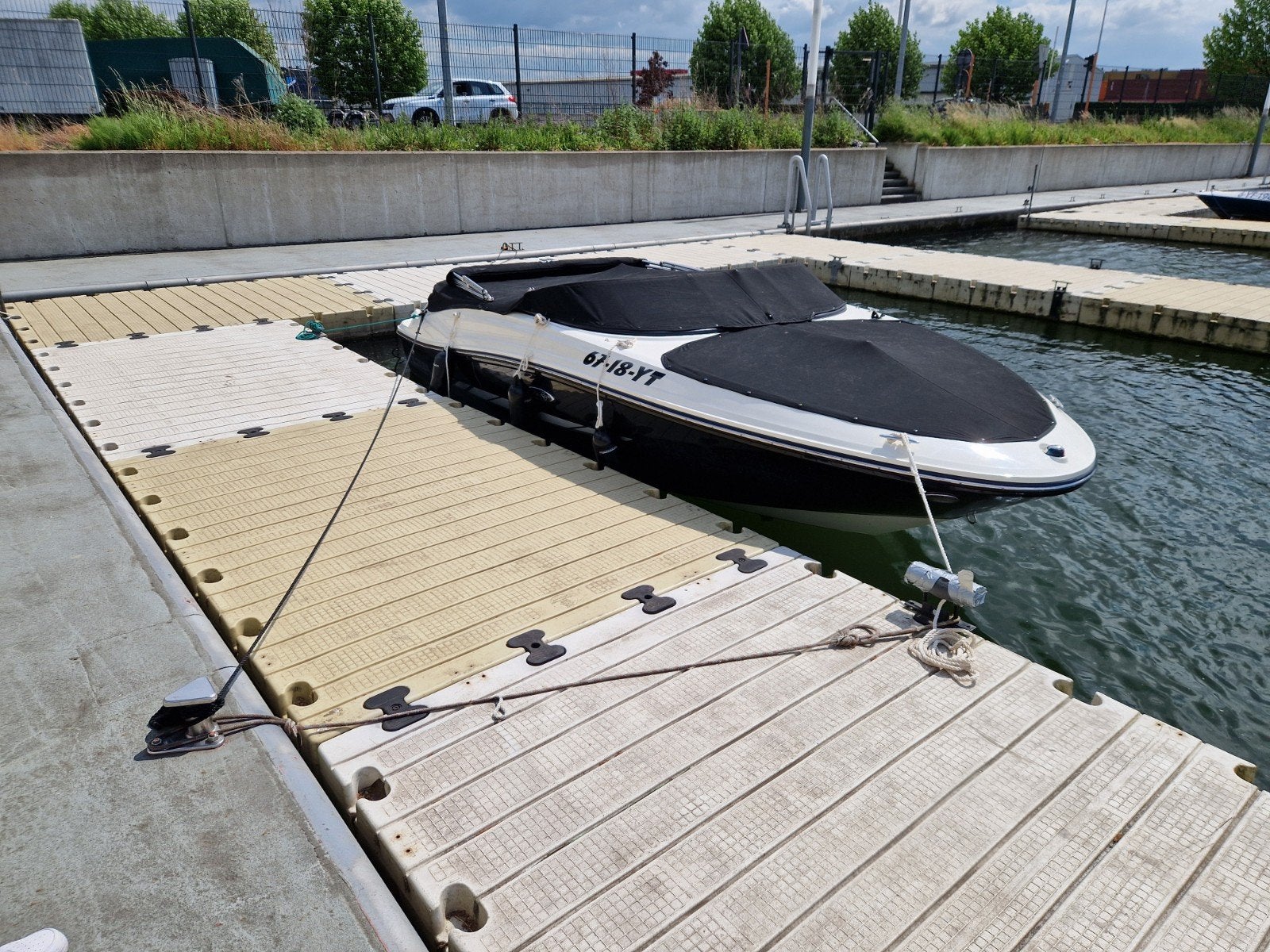 Sea Ray 190 Sport (2014) – Uniek lage urenstand (98 uur)!, Watersport en Boten, Ophalen, 100 tot 200 pk, Minder dan 10 meter, Overige typen