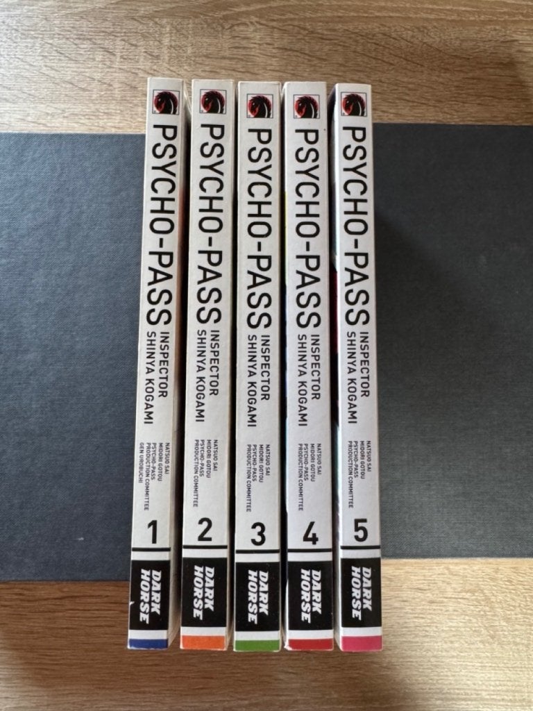 Psycho Pass manga, Meerdere comics, Ophalen of Verzenden, Zo goed als nieuw, Japan (Manga)