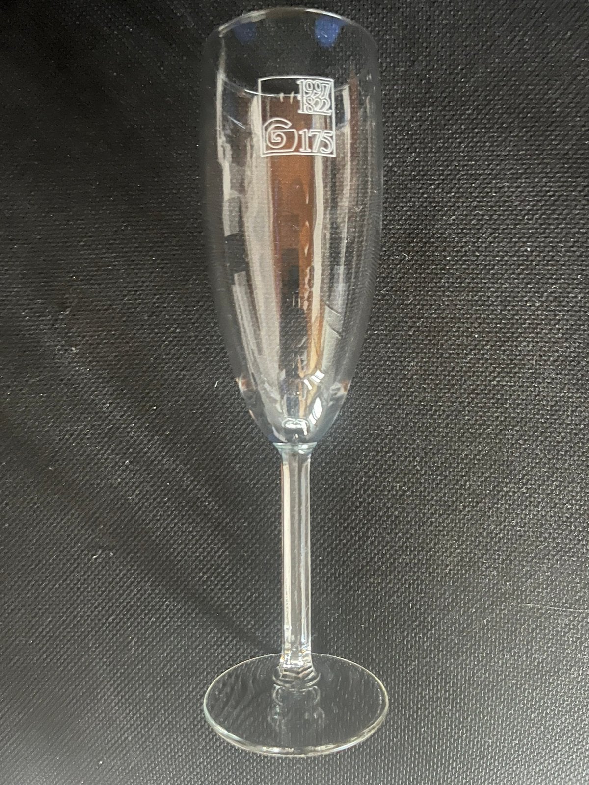 Verres flûtes, Enlèvement, Comme neuf