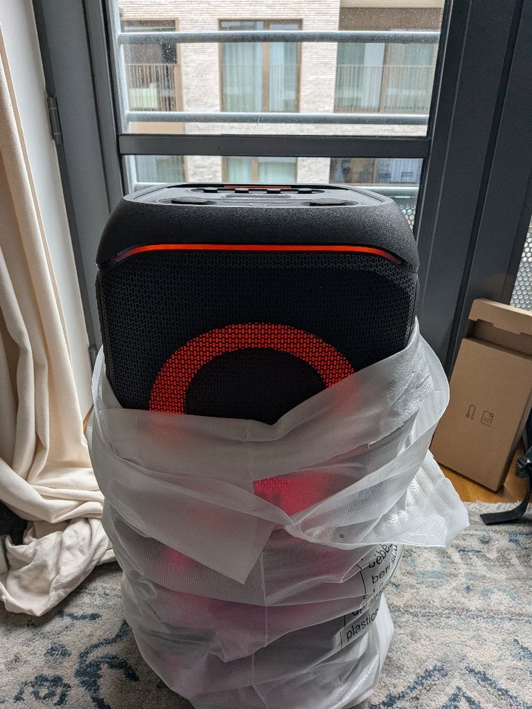 JBL PartyBox Stage 320 — Zo goed als nieuw — 349€, Audio, Tv en Foto, Ophalen, JBL, Nieuw, Bluetooth