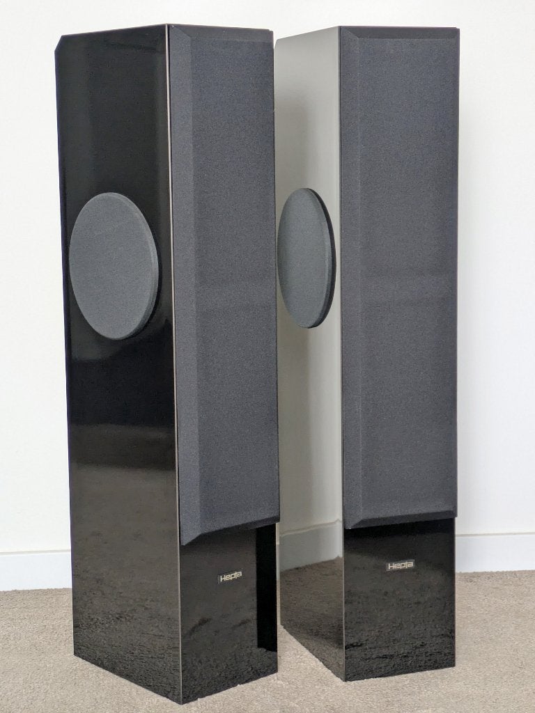 Hepta Four Tune, zuilspeakers met zijwoofers, prachtstaat, Audio, Tv en Foto, Luidsprekerboxen, Overige merken, Vloerstaande luidspreker