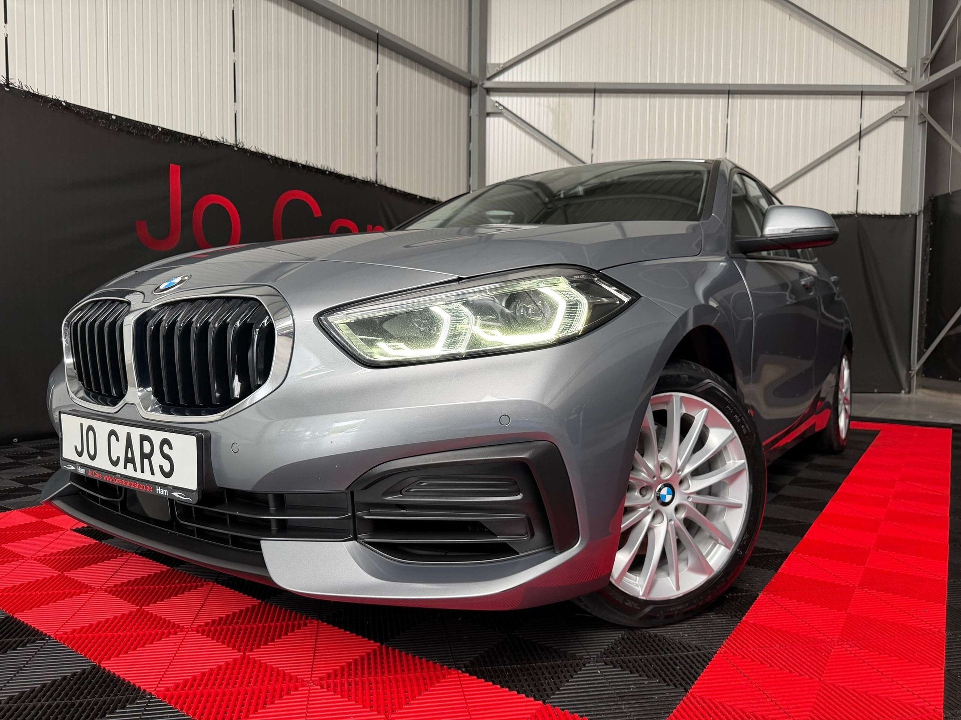 BMW 116 iA/Pdc/Cc/Zv/Virtual/Led/Carplay/Alu 16"inc/, Gebruikt, https://public.car-pass.be/vhr/bfc6b5a9-cdc0-4b13-9e24-a9bf9b0c2089