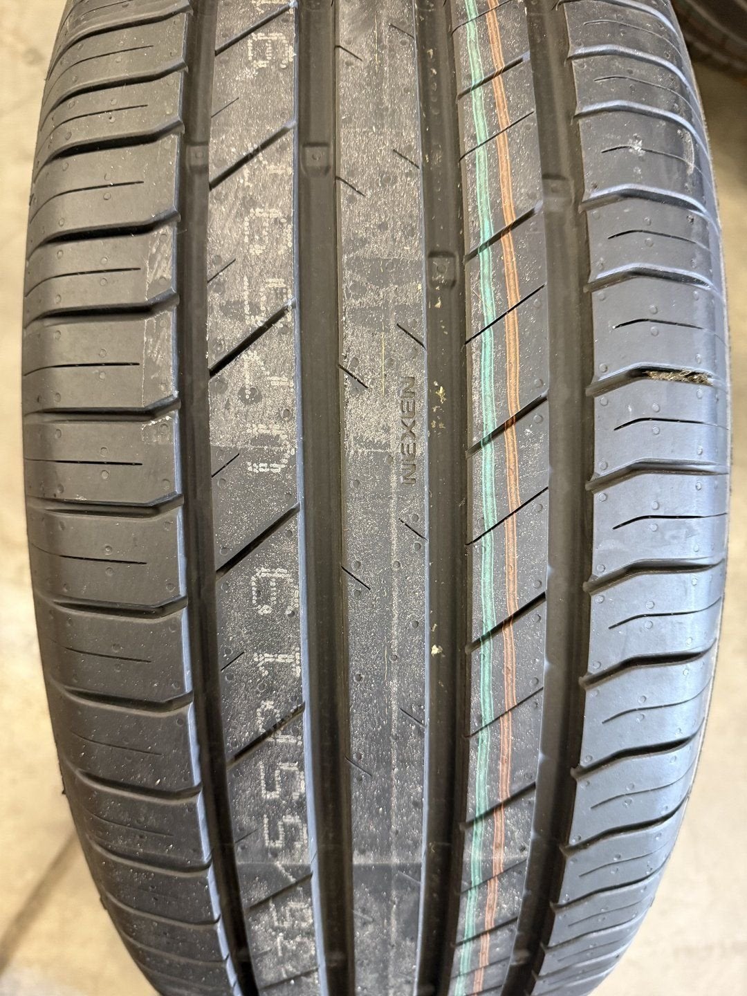 235/55R19 105V XL DEMO Nexen Nfera Sport (SU2) (EV) Zomerban, Véhicule de tourisme, Pneus été, -, Pneu(s)