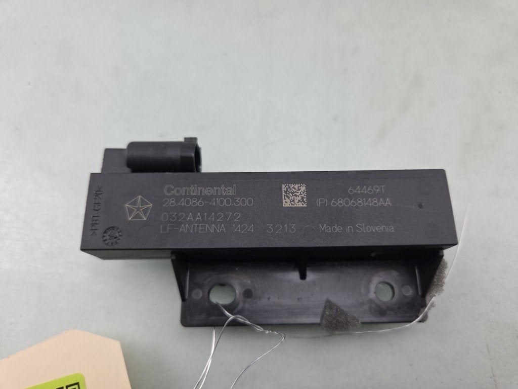 KEYLESS ACCESS ANTENNE Ferrari 296 GTS (|68068148AA|), Gebruikt, Ferrari, Continental AG, Continental-Plaza 1
30175  Hannover, DE
