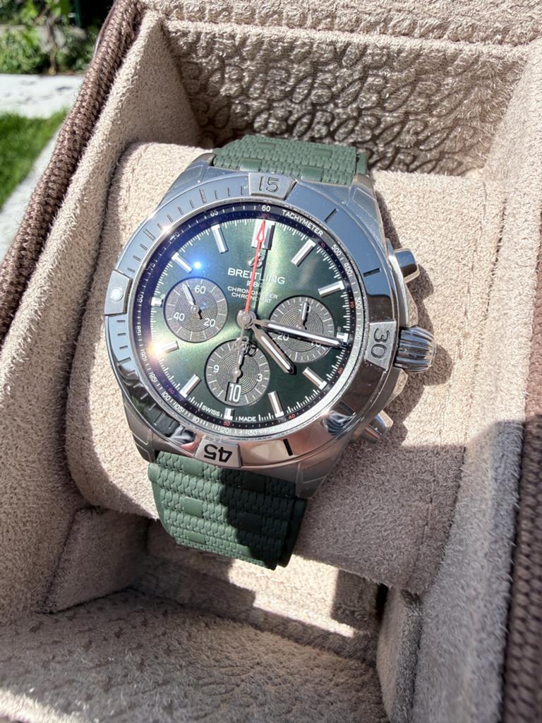 Breitling Chronomat B01 42 AB0134101L2S1 Green dial, Enlèvement ou Envoi, Neuf, Vert