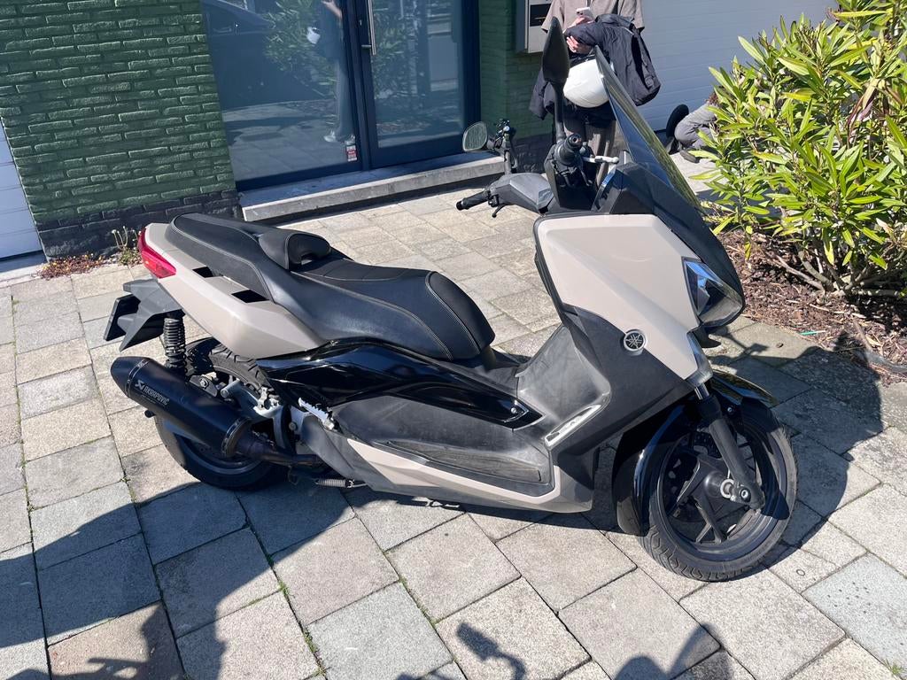 YAMAHA Xmax 125cc, Enlèvement, Utilisé