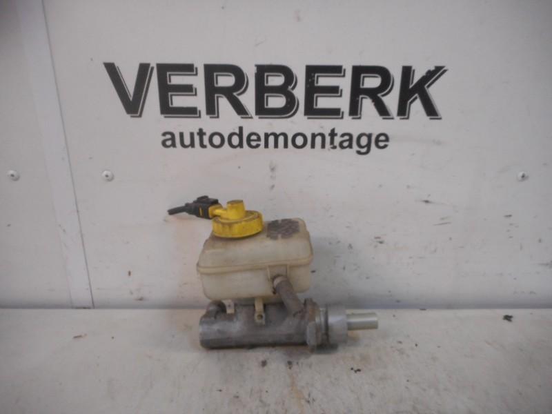 MAITRE CYLINDRE DE FREIN Golf IV (1J1) (21027099), Utilisé, Volkswagen