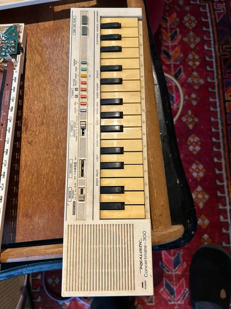 Realistic Concertmate 300, Muziek en Instrumenten, Keyboards, Ophalen of Verzenden, Gebruikt, Casio